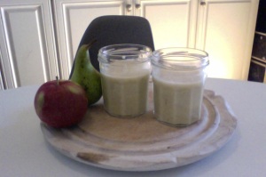 An Autumn Apple and Pear Smoothie